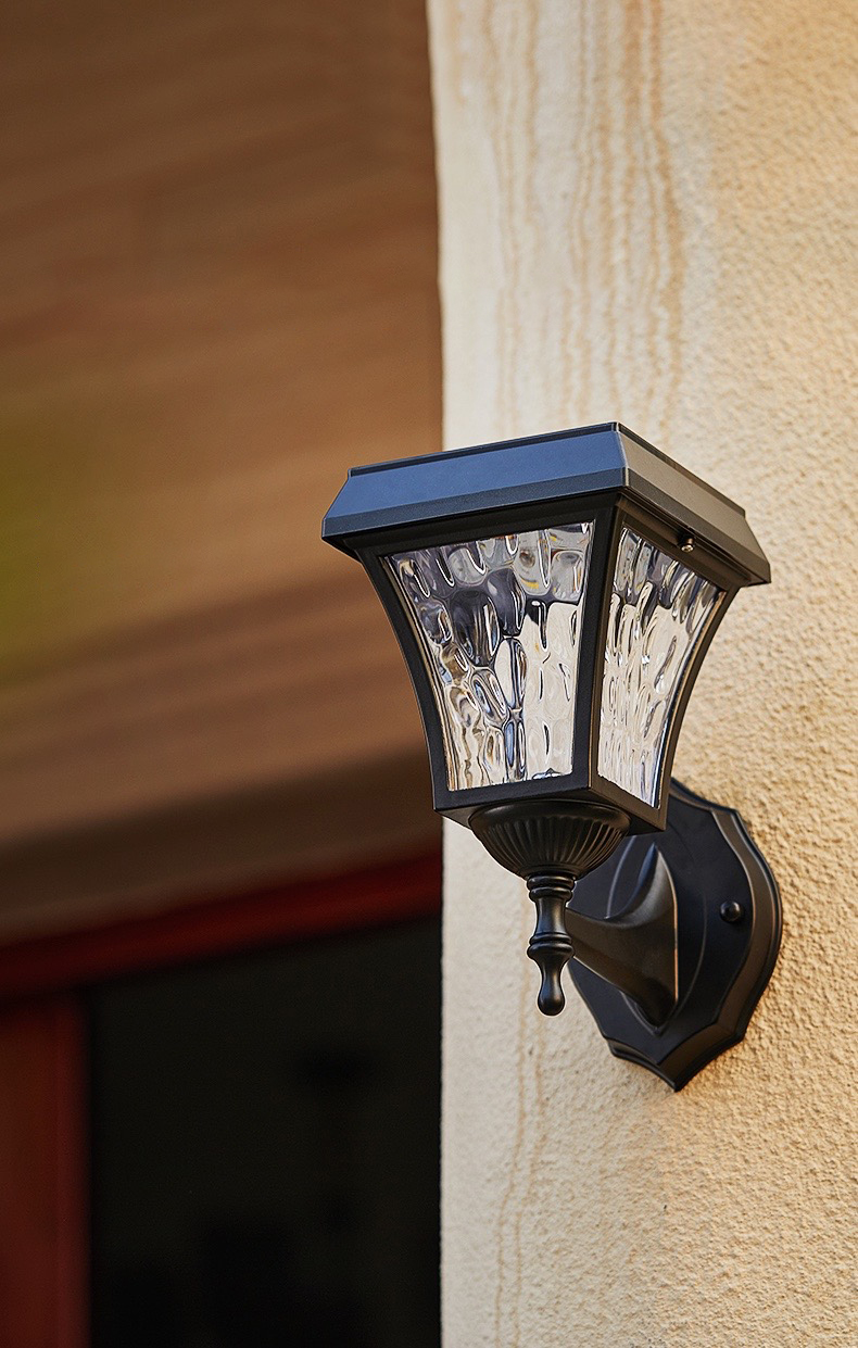 โคมไฟกิ่งโซล่าเซลล์ รุ่นใหม่ ทรงสี่เหลี่ยม ระบบสัมผัส (เเสง : เหลืองวอมไวท์)