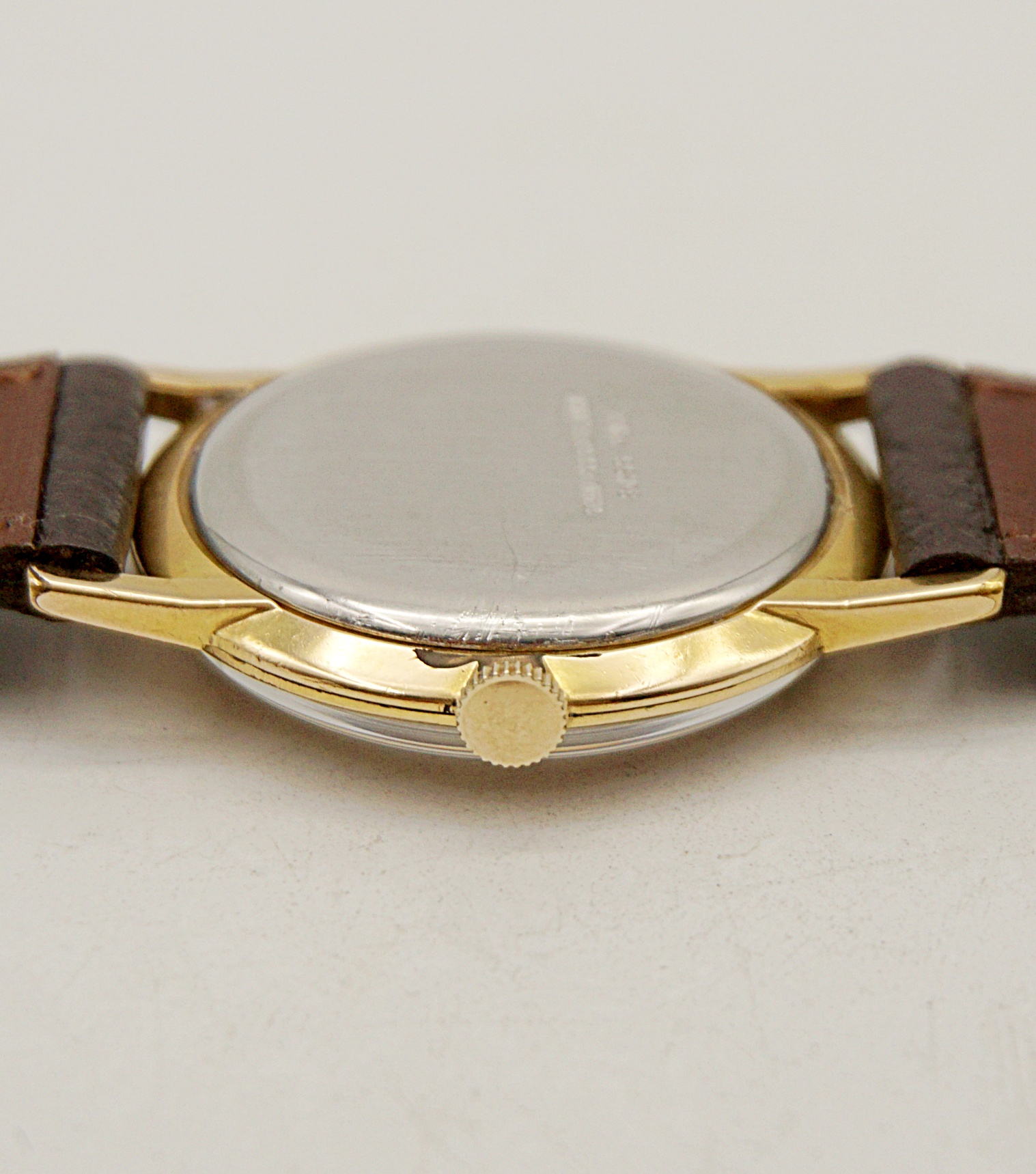 นาฬิกาเก่า ENZO ไขลานสองเข็มครึ่ง