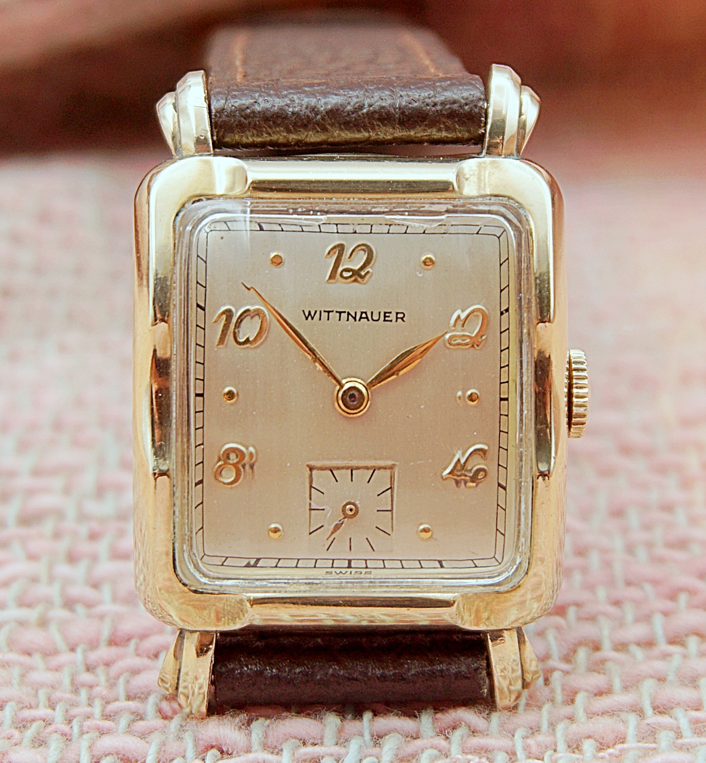 นาฬิกาเก่า WITTNAUER BY LONGINES ไขลานสองเข็มครึ่ง