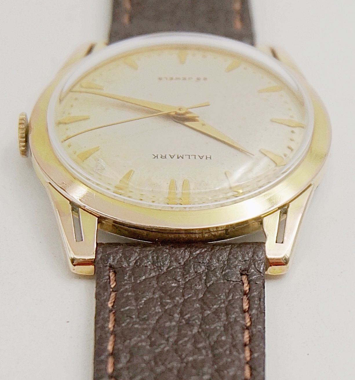 นาฬิกาเก่า HALLMARK ไขลาน