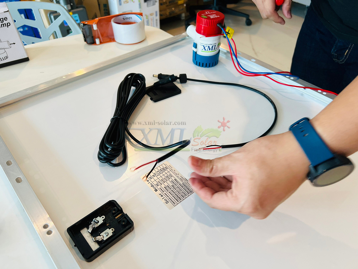 สายเคเบิ้ลต่อขยาย ยาว 5 เมตร (สำหรับรุ่นปั๊ม DC 12v.)(หัวกลม)