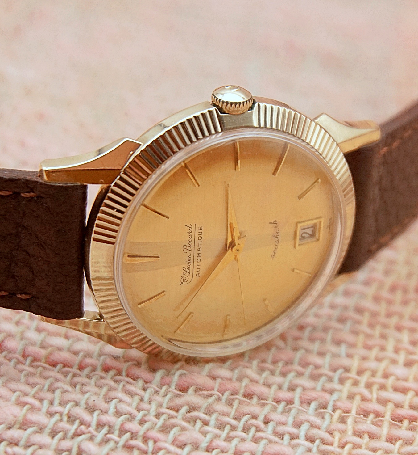 นาฬิกาเก่า LUCIEN PICCARD ออโตเมติก