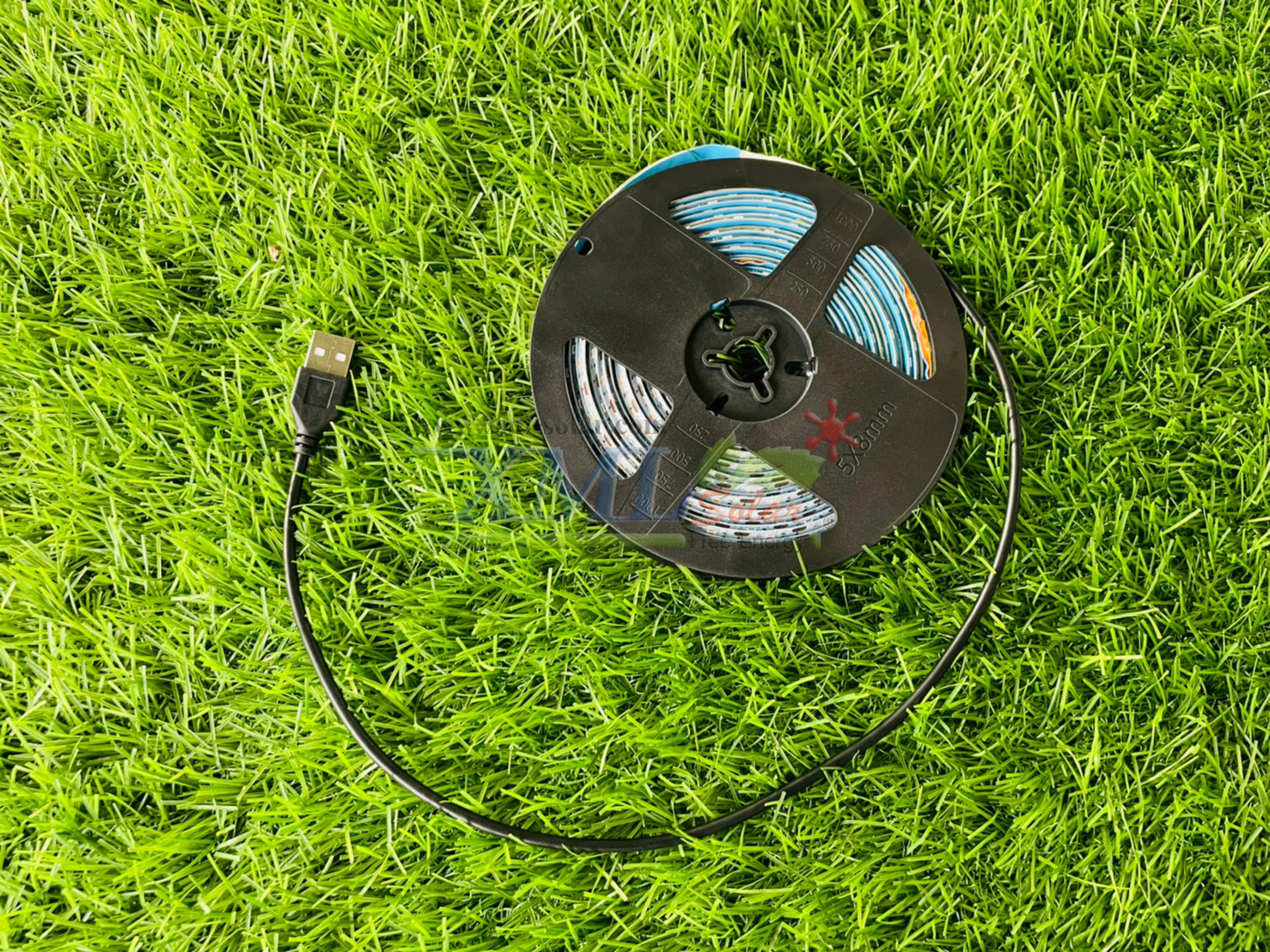 ไฟเส้นปลูกต้นไม้โซล่าเซลล์ ยาว 5 เมตร (ระบบ DC ต่อตรง ไม่มีเเบตเตอรี่) Model 3 (แสง : ชมพู)