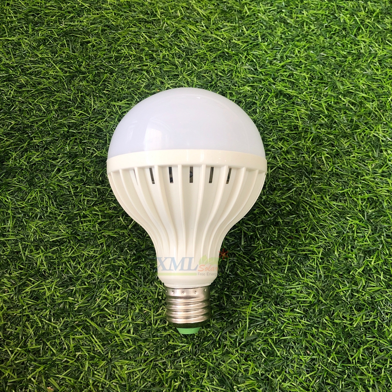 หลอดไฟ DC 12v. 12 Watt (ขั้ว E27)(แสง : ขาว)