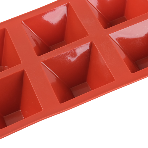 โมล(mold) แม่พิมพ์ซิลิโคน ทำวุ้น ขนม สบู่ งานdiy รูปพีระมิด 6 ช่อง (100 g.)