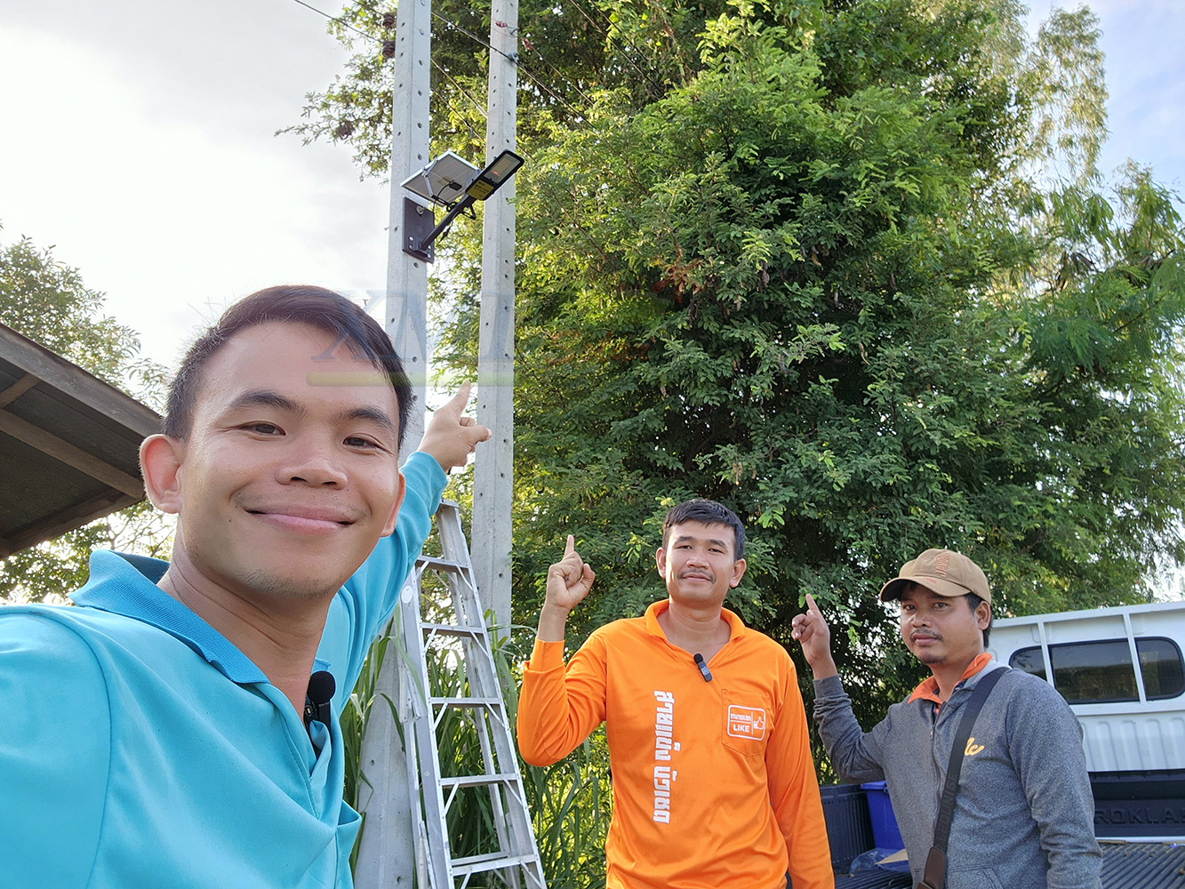 โคมไฟถนนโซล่าเซลล์ รุ่น MD-SLT19 - 150W (แสง : ขาว)