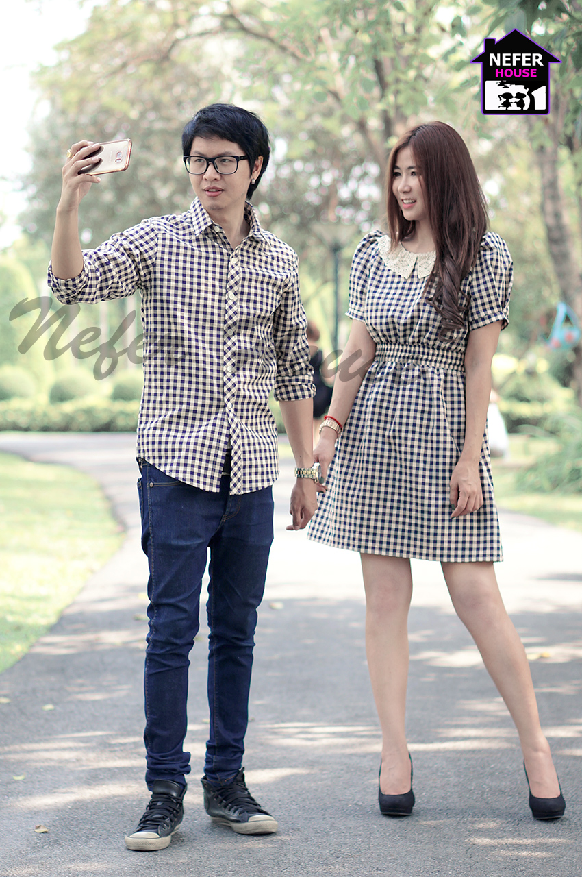 ชุดคู่รักพร้อมส่งลายสก็อตสีน้ำเงินกรม-ครีมเข้ม