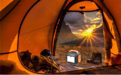 ชุดอเนกประสงค์โซล่าเซลล์(ชุดนอนนาสีส้ม) 600W. (AC 220v. / DC 12V.) + แผงโซล่าเซลล์ 100w. (แบบพับพกพาได้)