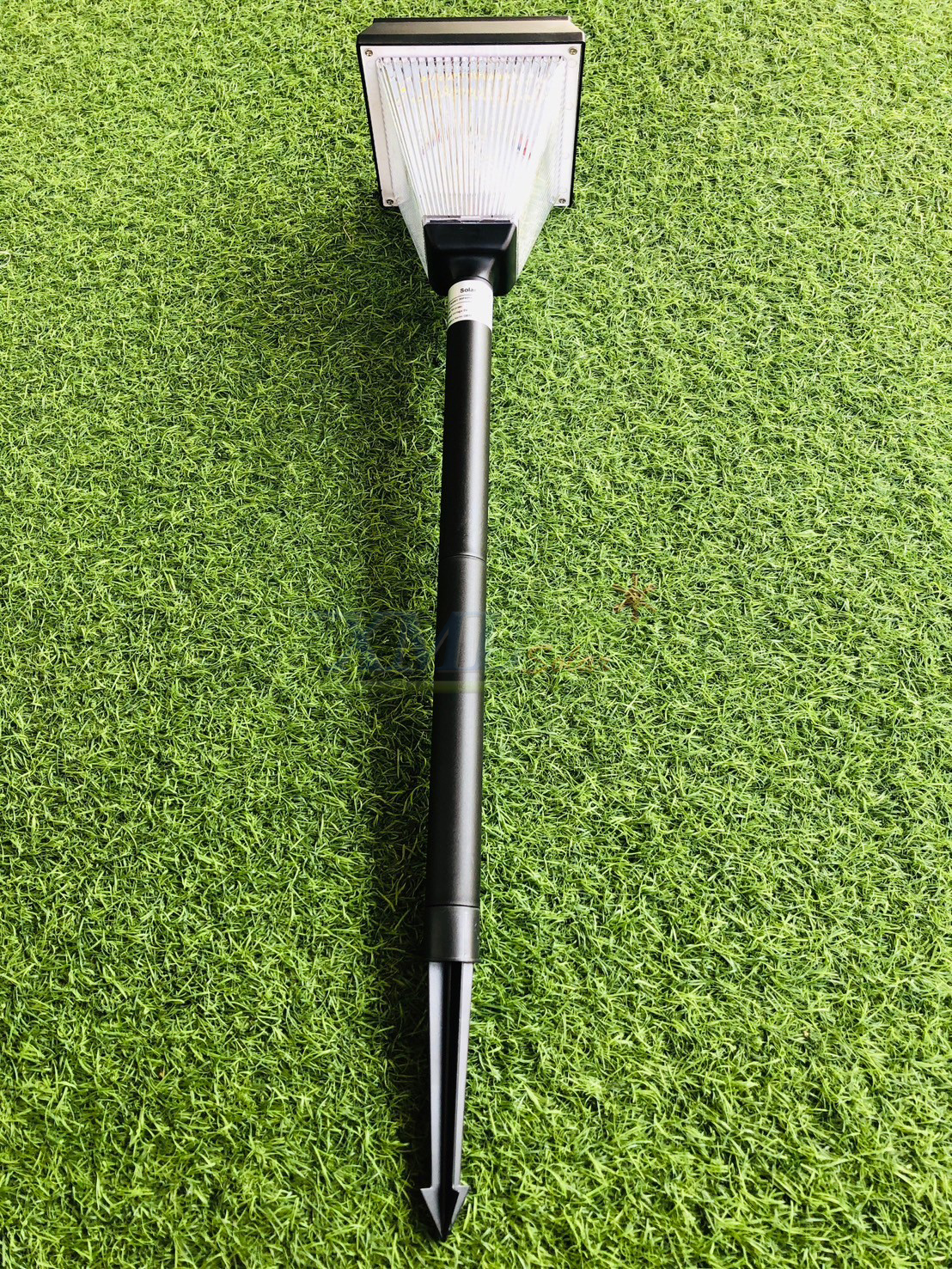 ไฟปักสนามโซล่าเซลล์ รุ่น DC-3661 (เปิดได้ 2 แสง)