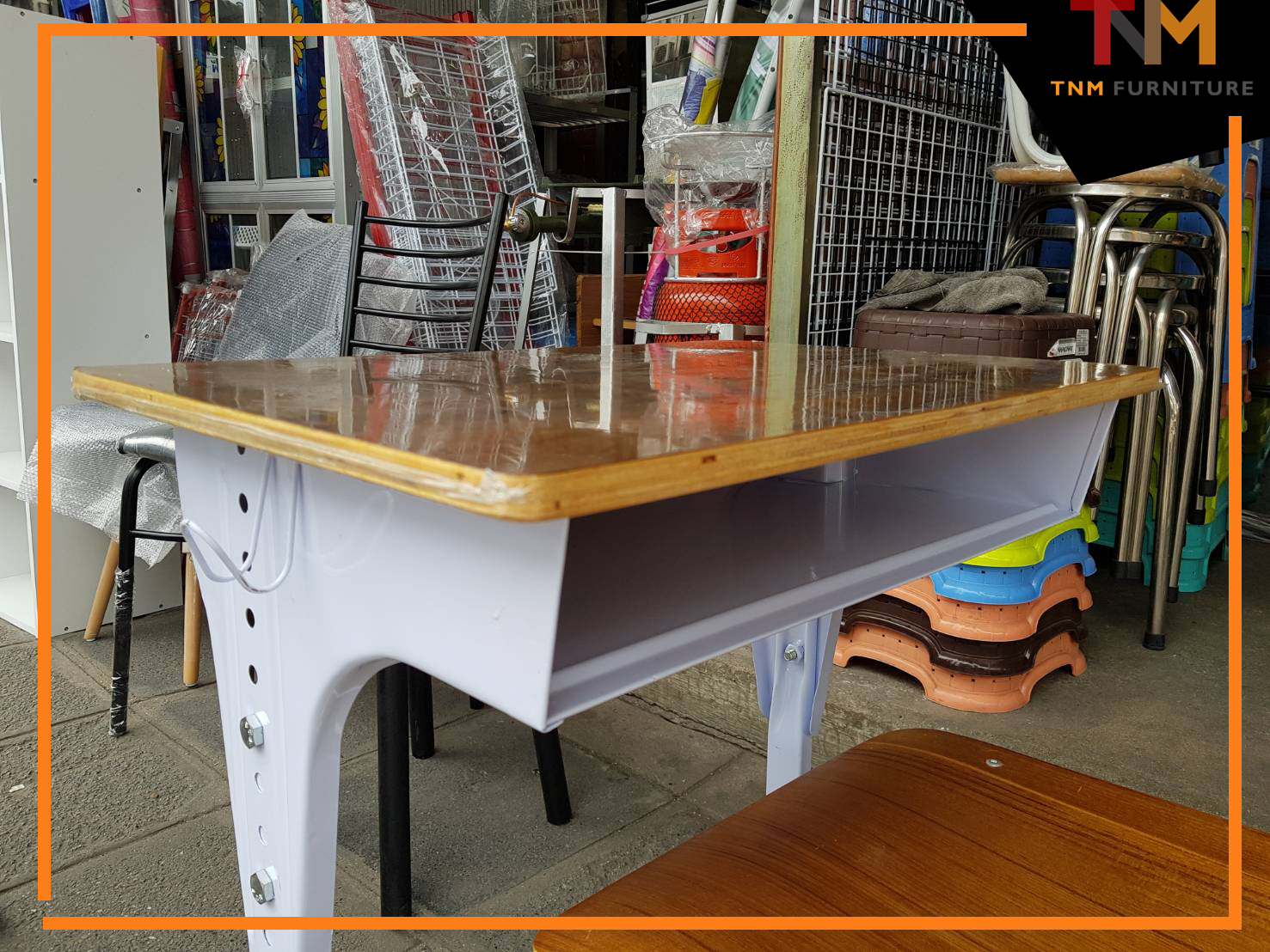 โต๊ะหนังสือเด็ก ปรับระดับ