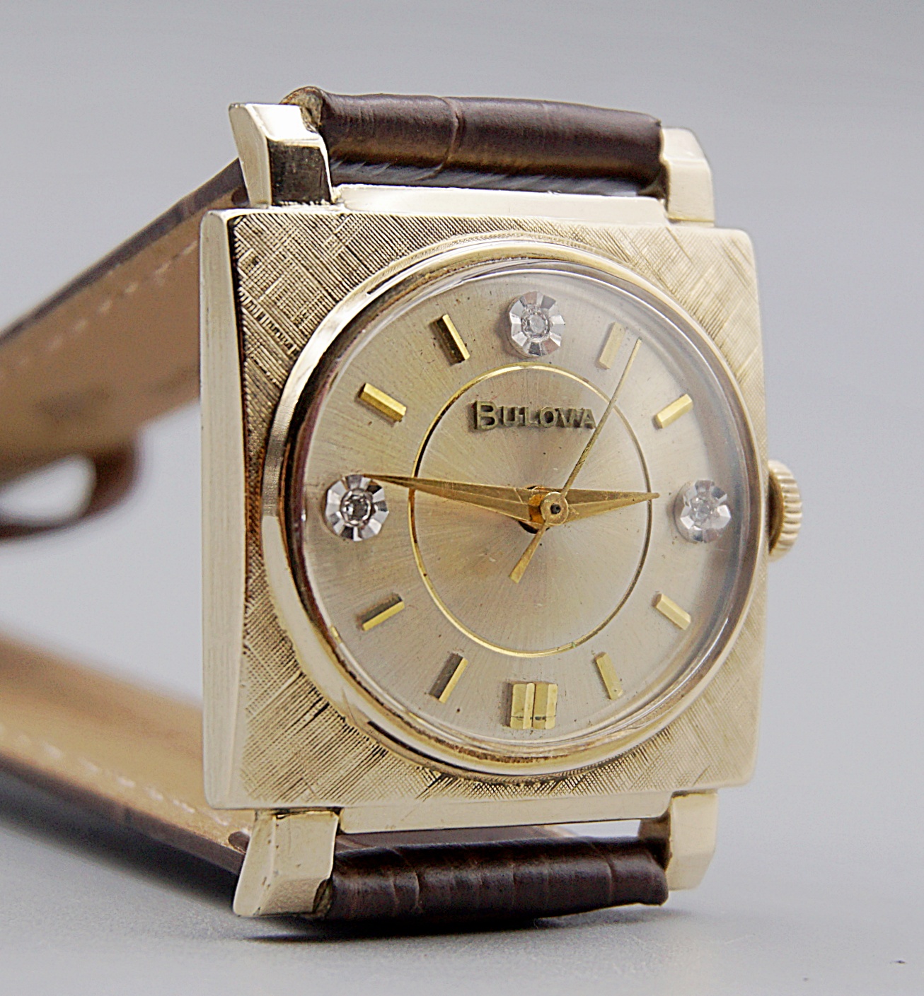 นาฬิกาเก่า BULOVA ไขลาน