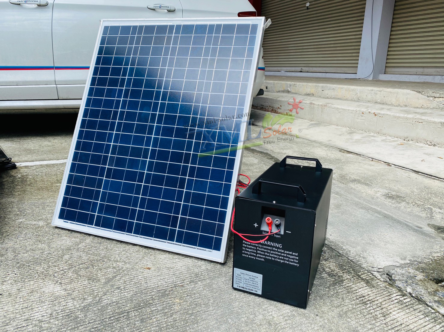 ชุดอเนกประสงค์โซล่าเซลล์(ชุดนอนนา) 200W. (AC 220v. / DC 12V.)