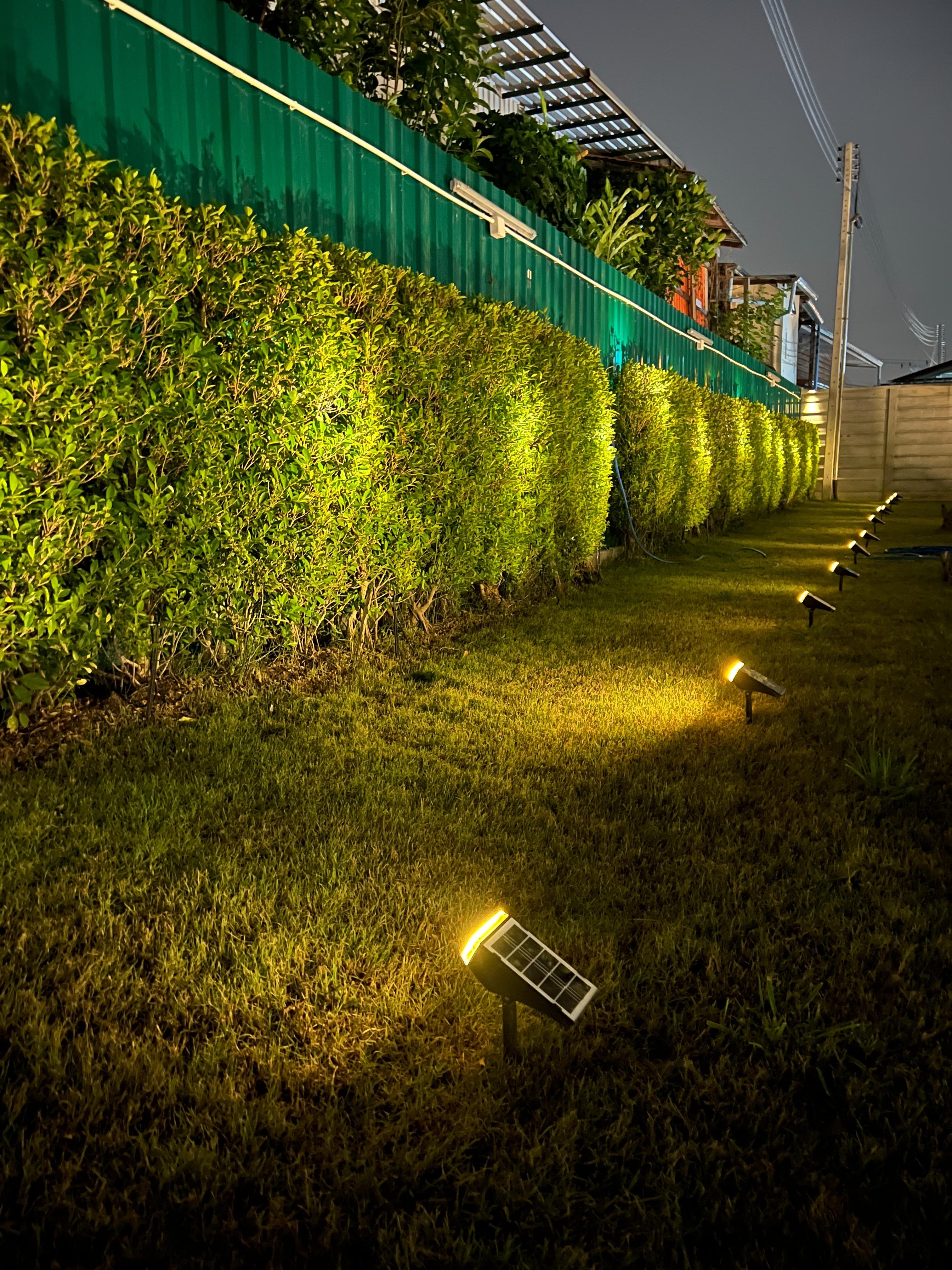 สปอร์ตไลท์ปักสนามโซล่าเซลล์ รุ่น SSL-001