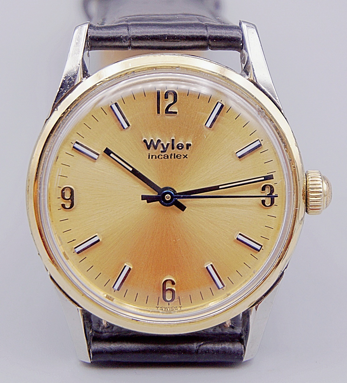 นาฬิกาเก่า WYLER ไขลาน