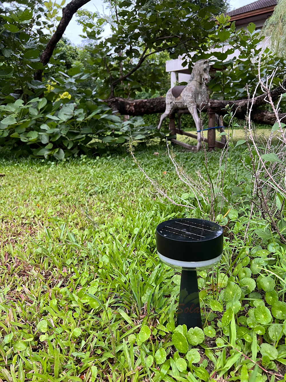 โคมไฟปักสนามโซล่าเซลล์ รุ่น MD-SSL04