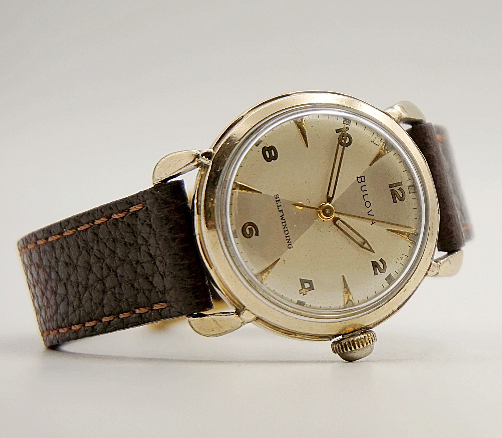 นาฬิกาเก่า BULOVA ออโตเมติก