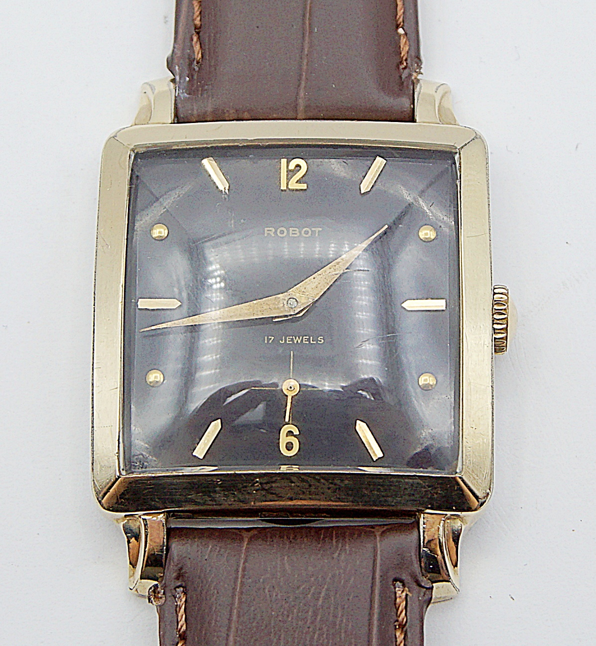นาฬิกาเก่า ROBOT ไขลาน