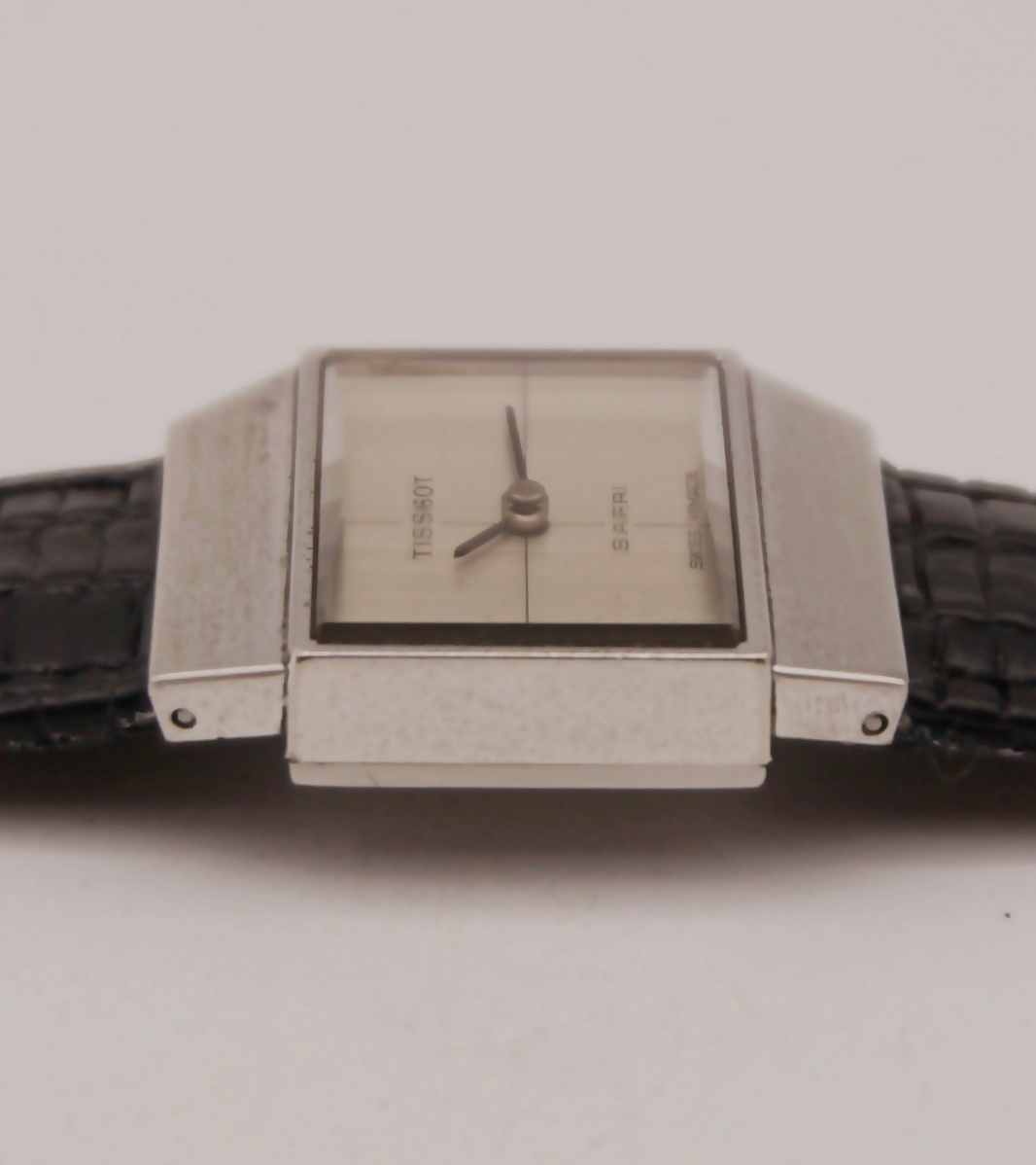 นาฬิกาเก่า TISSOT ไขลาน (นาฬิกาผู้หญิง)