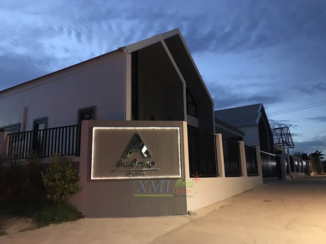 ไฟกระพริบโซล่าเซลล์ รุ่น 90 CHIP SMD LED (8 ฟังก์ชั่น) (เเสง : เหลืองวอมไวท์)