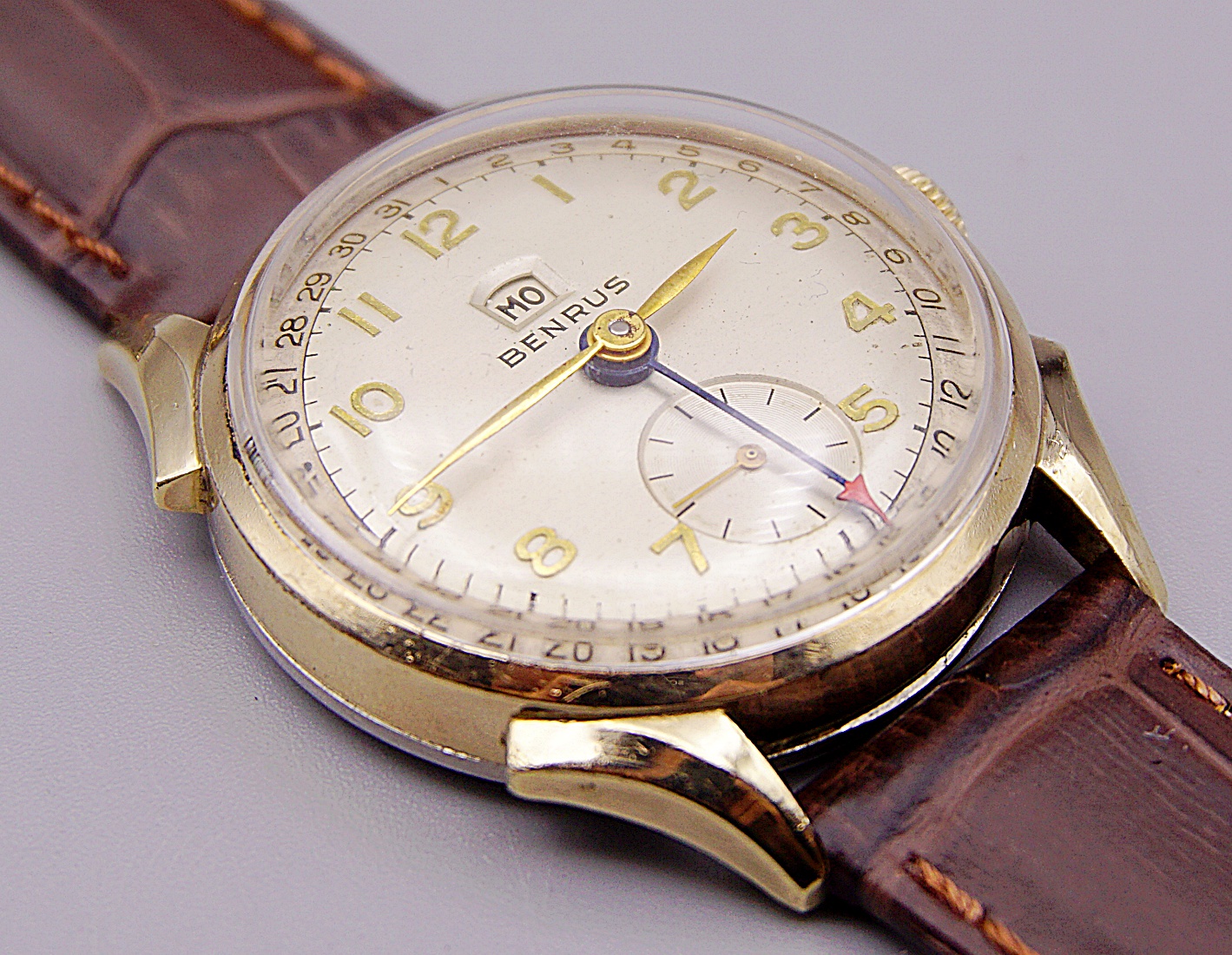 นาฬิกาเก่า BENRUS POINTER DATE ไขลาน