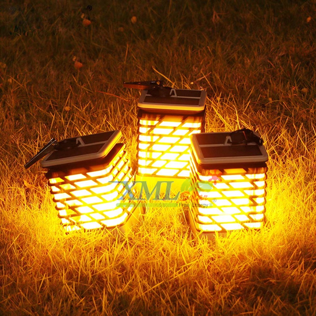 ไฟห้อยโซล่าเซลล์ ทรงสี่เหลียม ตาข่าย (แสง: เปลวไฟเหลืองวอมไวท์)