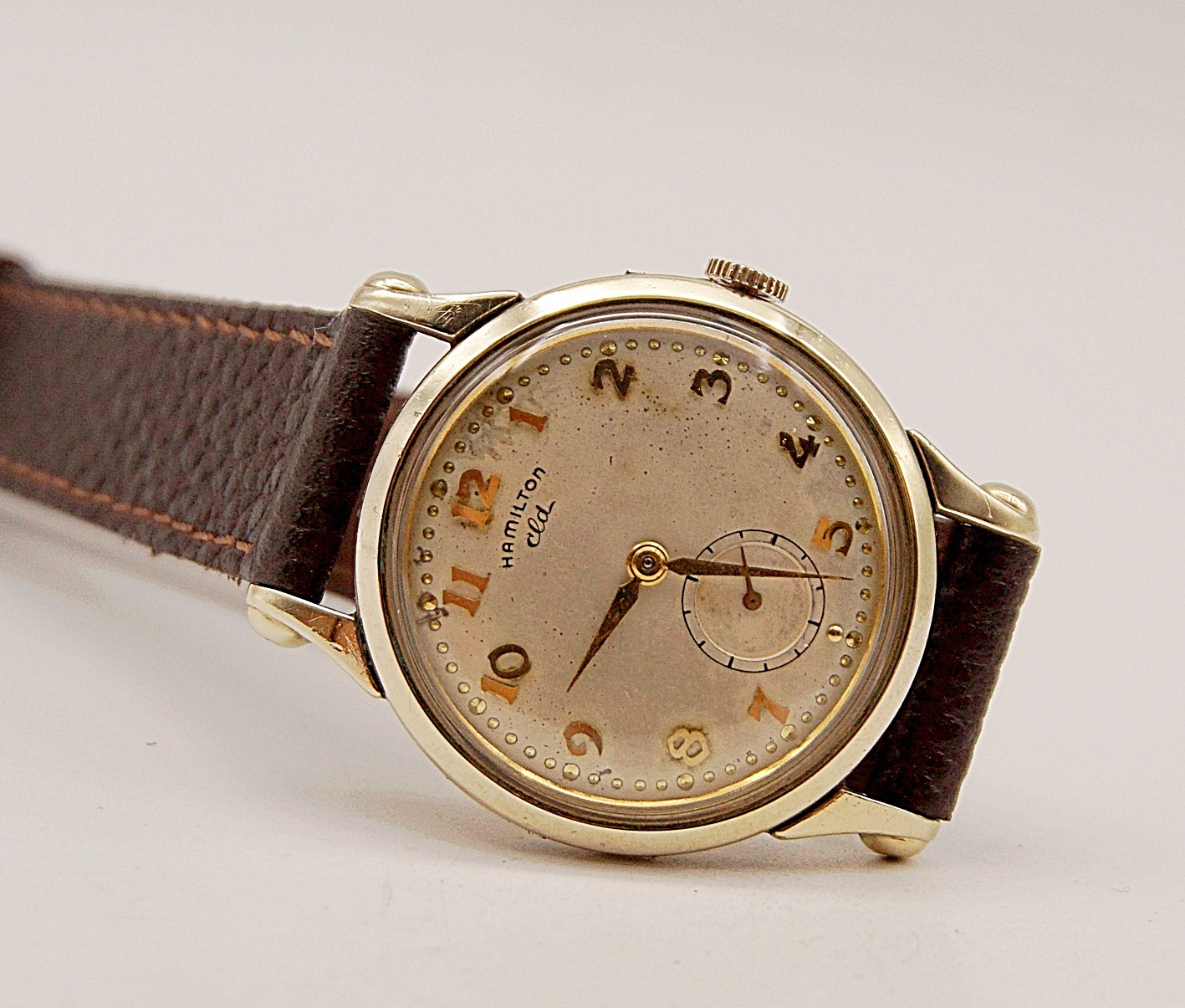 นาฬิกาเก่า HAMILTON ไขลานสองเข็มครึ่ง
