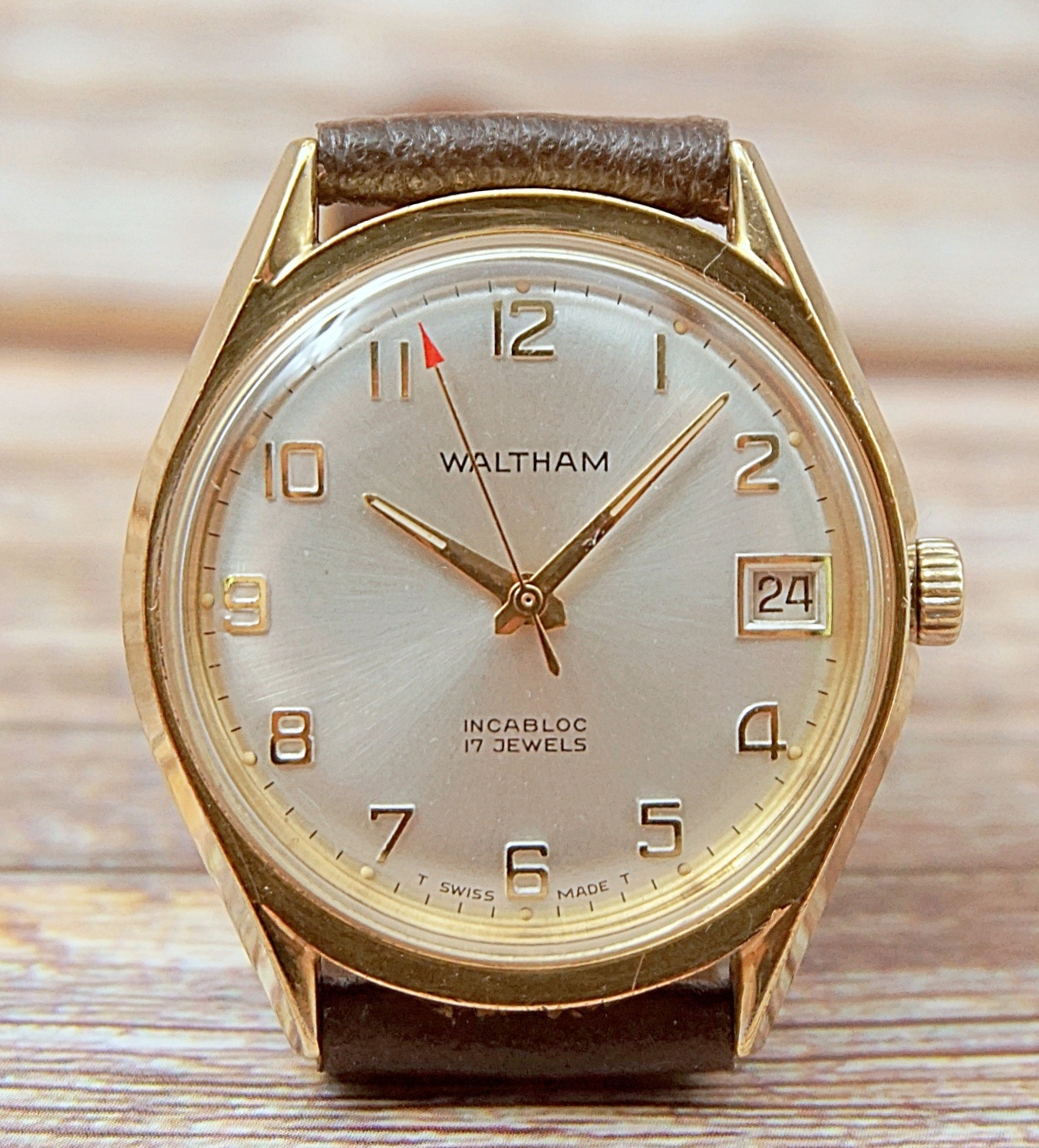 นาฬิกาเก่า WALTHAM ไขลาน