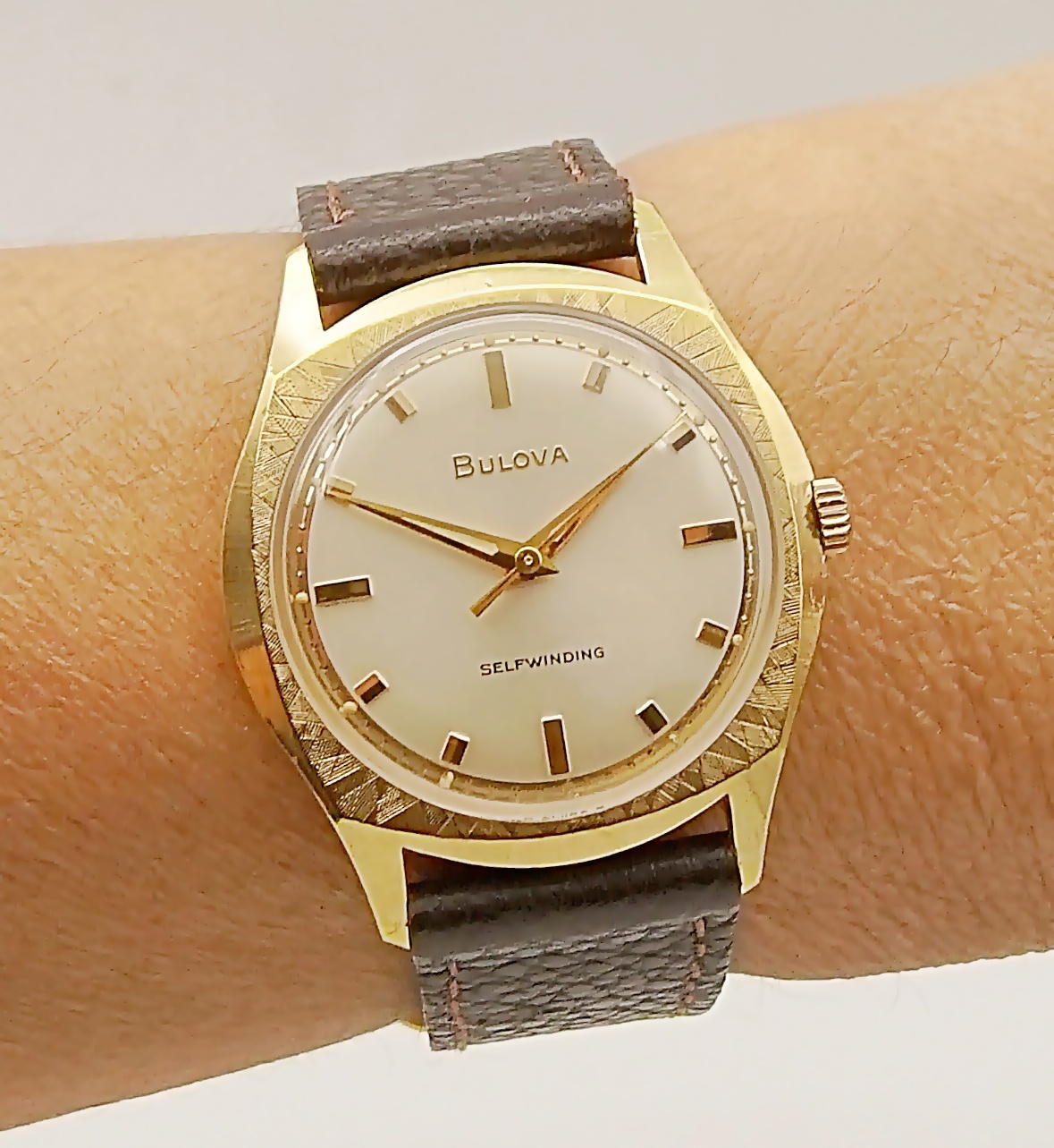 นาฬิกาเก่า BULOVA ออโตเมติก