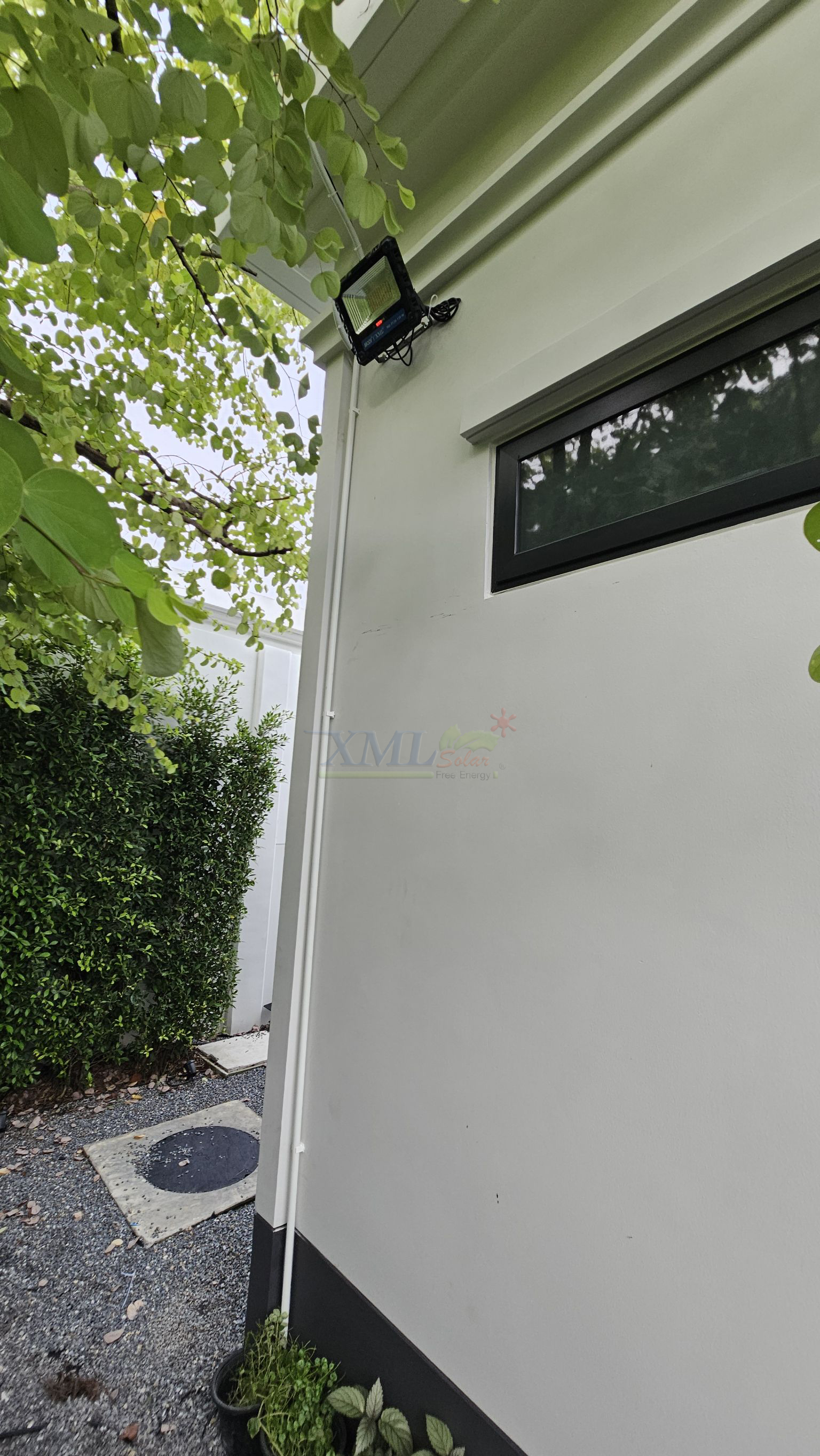 ไฟสปอตไลท์โซล่าเซลล์ 50W / 80W / 120W / 200W / 300W / 400W รุ่น MD-PT28