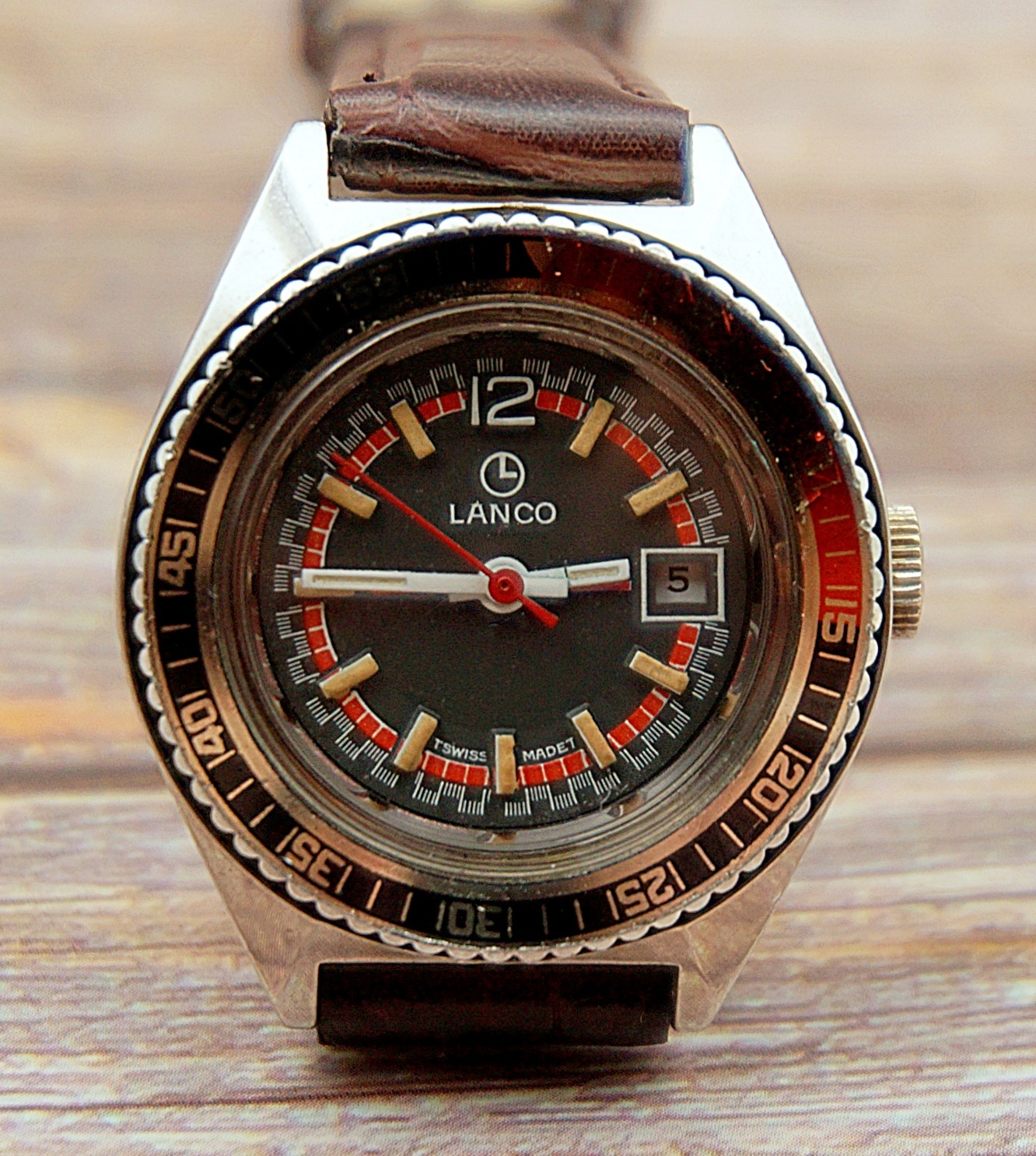 นาฬิกาเก่า LANCO ไขลาน (นาฬิกาผู้หญิง)