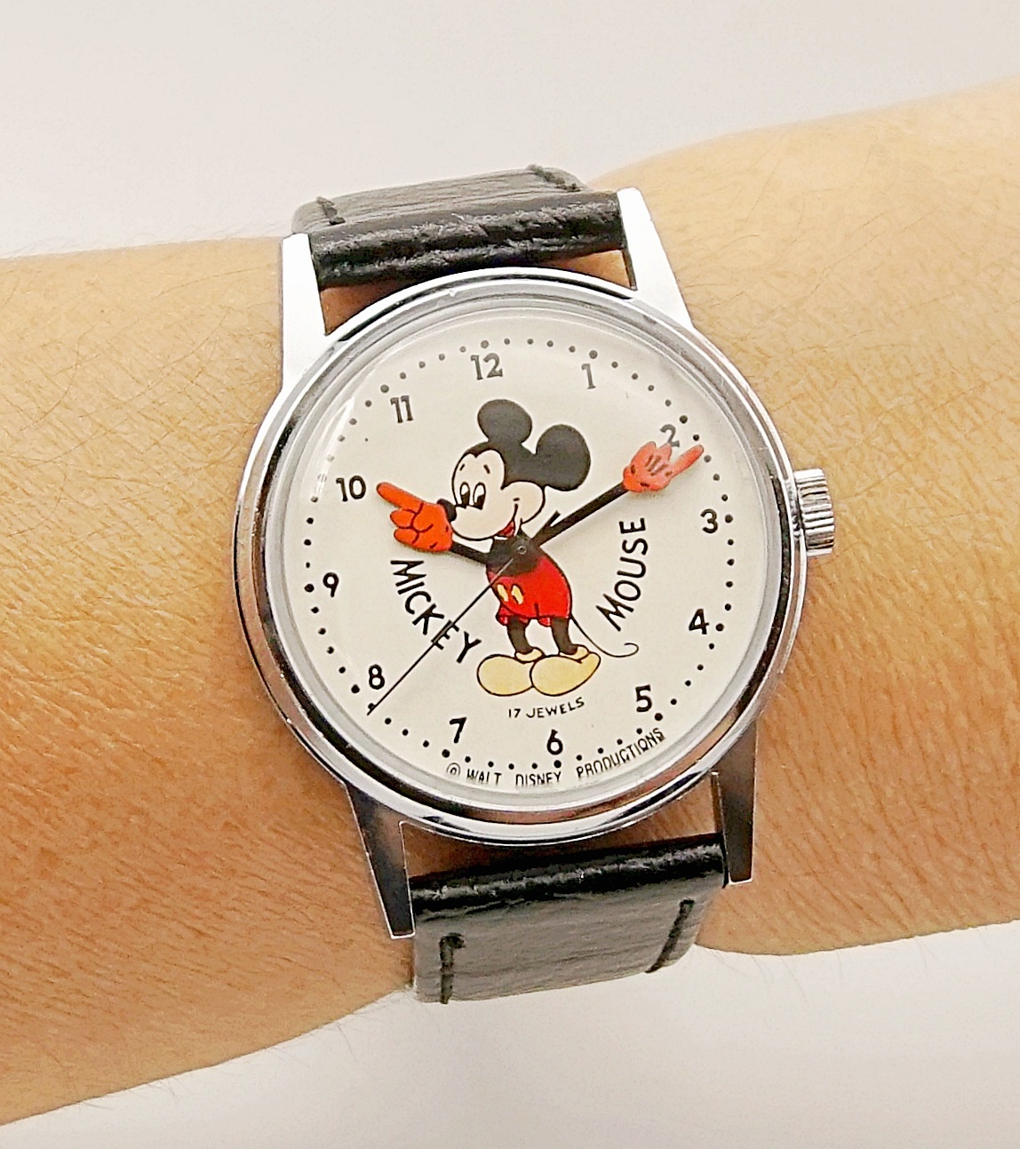 นาฬิกาเก่า MICKEY MOUSE ไขลาน