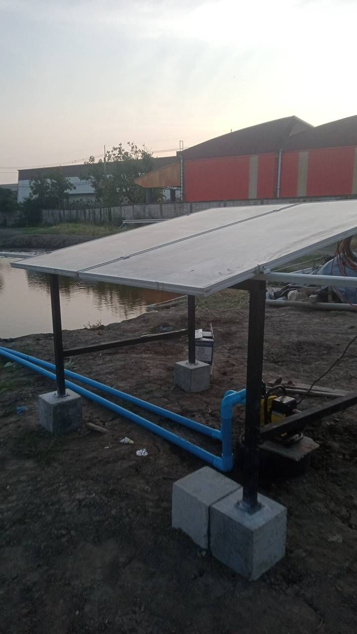 เครื่องสูบน้ำโซล่าเซลล์ (โข่งใหญ่) 750W / 72V. + เเผงโซล่าเซลล์ 450w (2 เเผง)