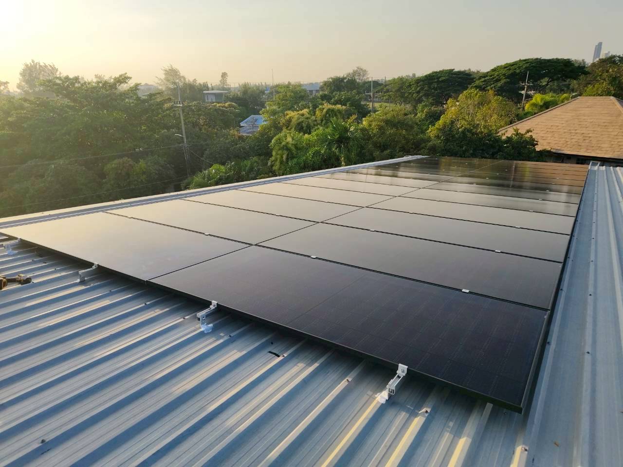 ระบบโซล่าเซลล์ติดหลังคา Energy LiB Solar Rooftop P1 All-In-One ขนาด 15kW (ON/OFF-GRID / Hybrid) 3 Phase Battery 20kW พร้อมติดตั้ง