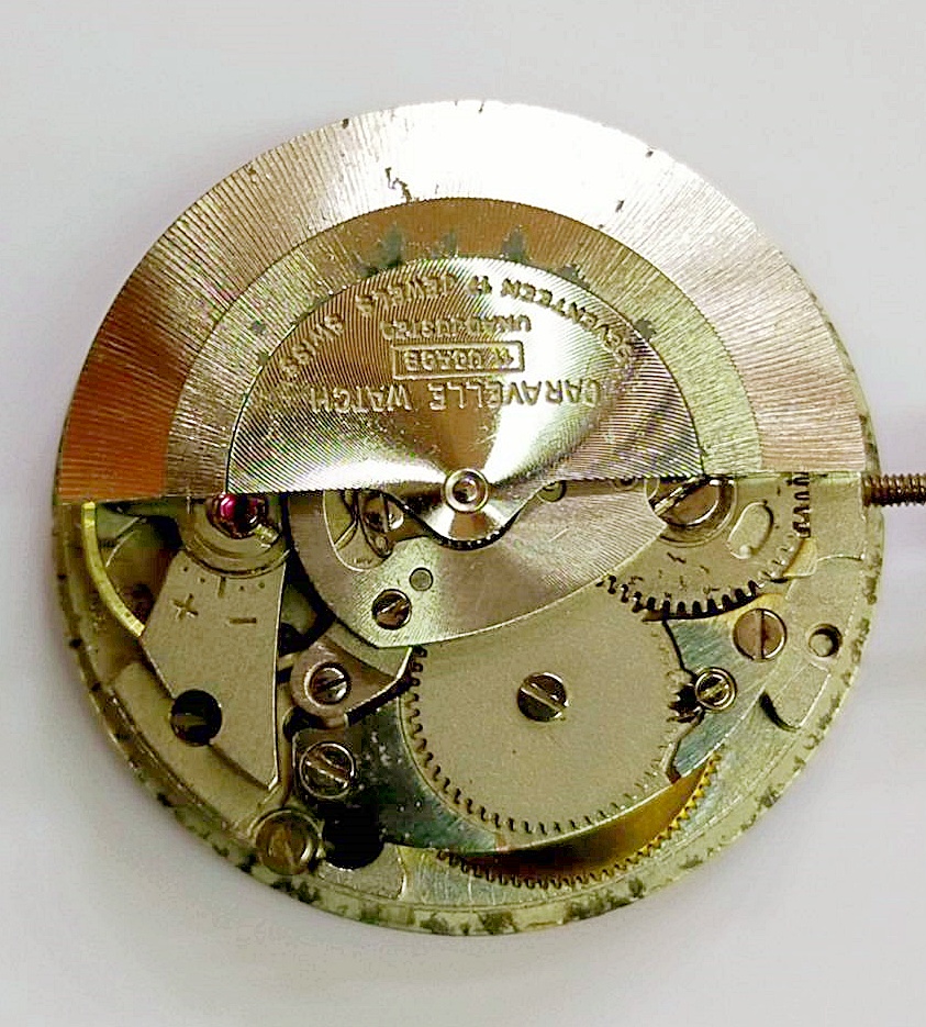 นาฬิกาเก่า CARAVELLE ออโตเมติก