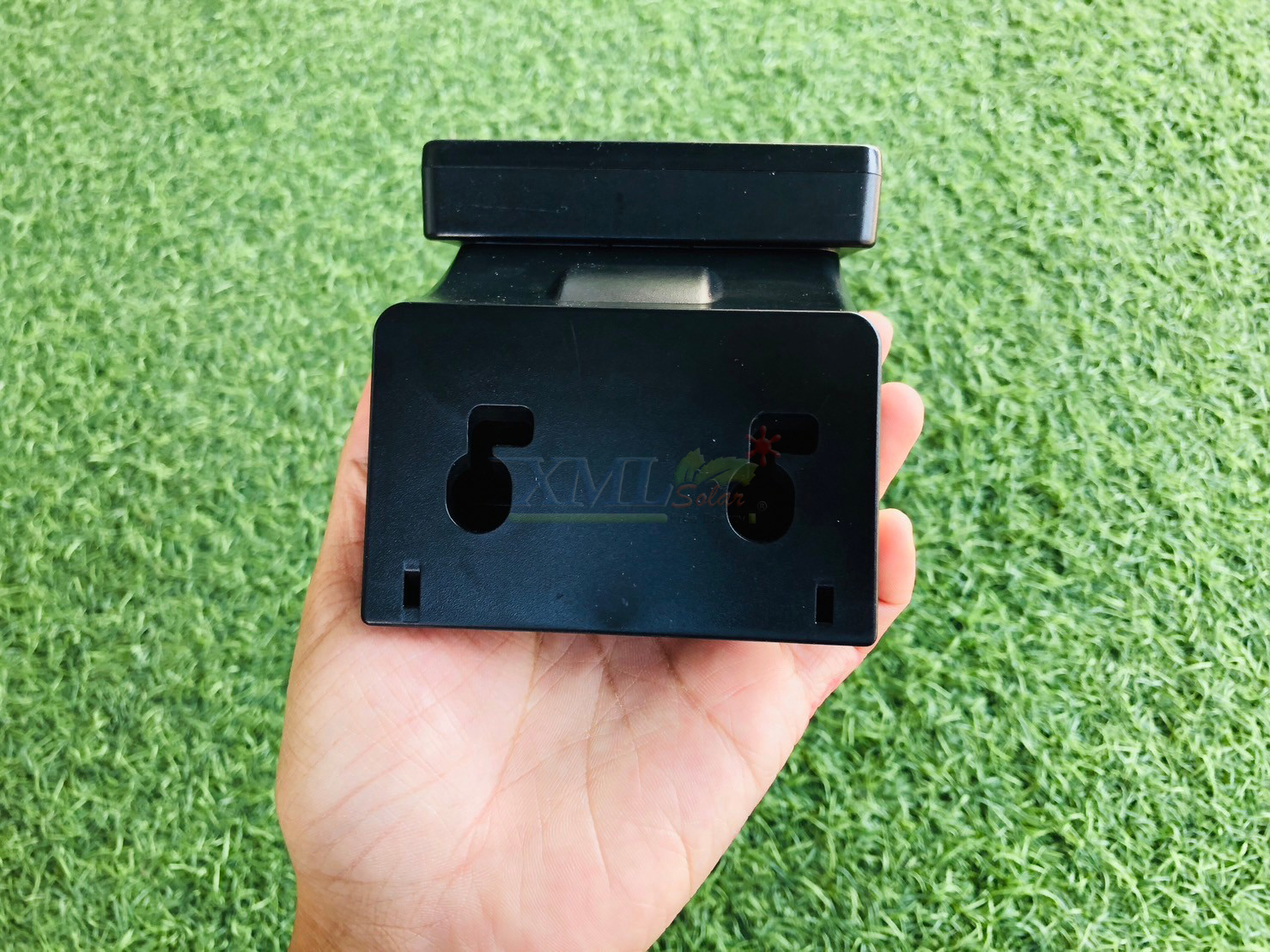 ไฟติดผนังโซล่าเซลล์ รุ่น ORCA-3W