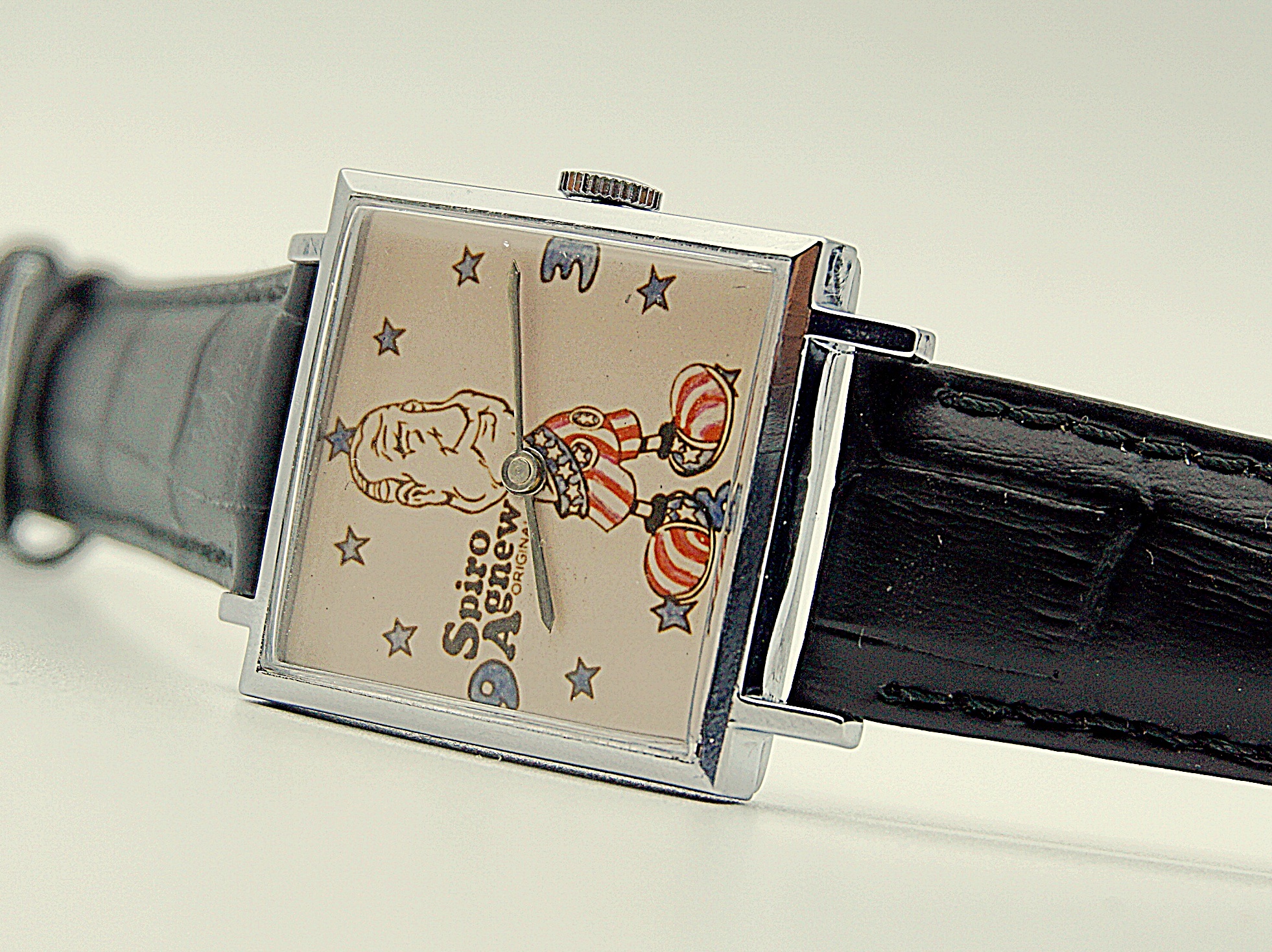 นาฬิกาเก่า SPIRO AGNEW ไขลาน