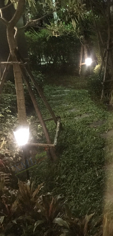 ไฟตั้งพื้นสนามโซล่าเซลล์ ทรงถ้วย (เเสง : เหลืองวอมไวท์)(1 แถม 1)