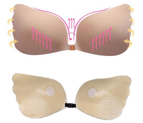 บราไร้สายทรงปีกนางฟ้าช่วยดันหน้าอกขึ้นและชิด กาวดีติดทน ใช้ได้นานหลายครั้ง ไม่ระคายเคืองต่อผิว มี 2 สี ดำ เนื้อ A B C ราคาคู่ละ 290 บาท