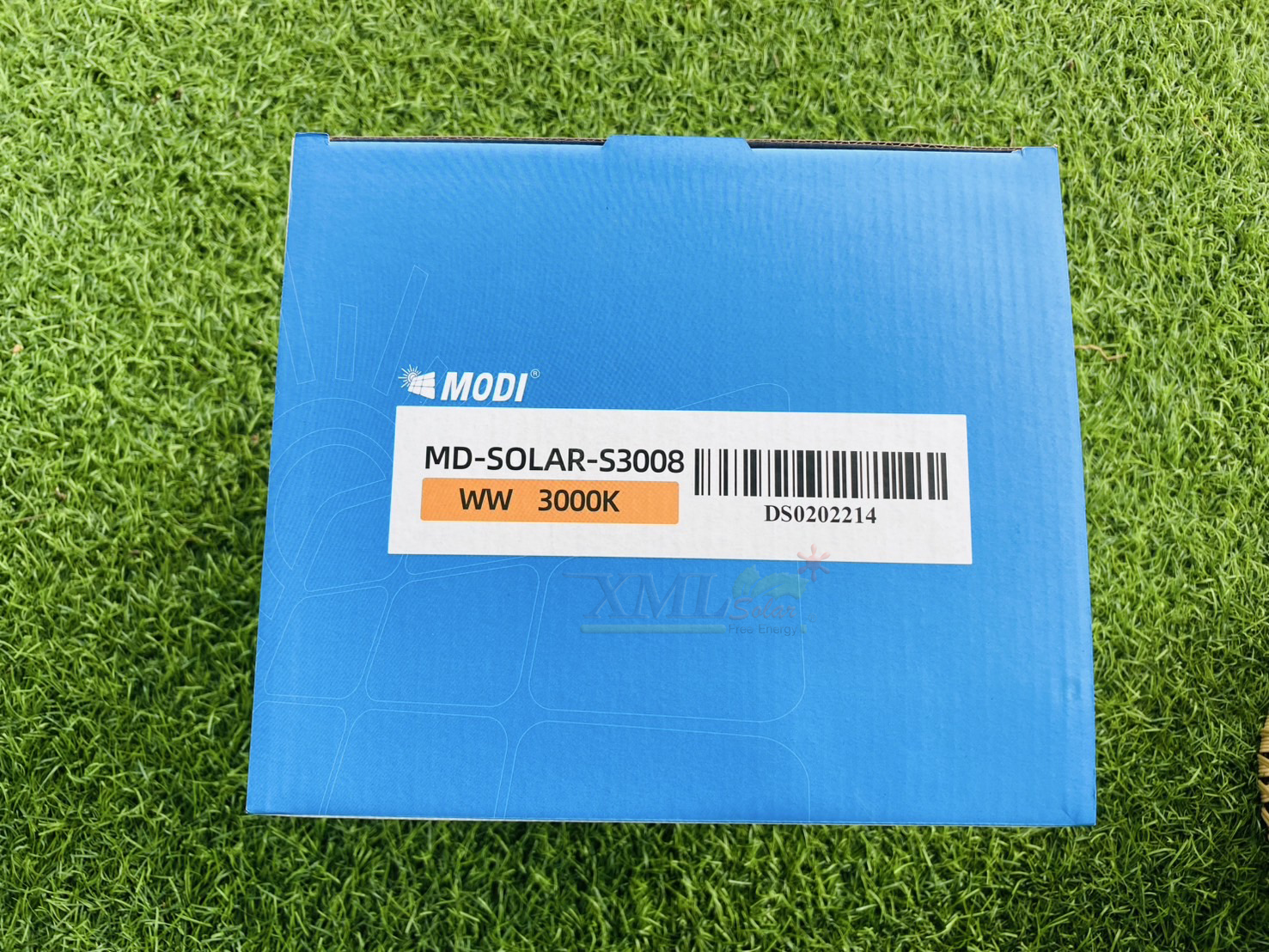 โคมไฟแขวน โซล่าเซลล์ รุ่น MD-S3008 (แสง : เหลืองวอมไวท์)