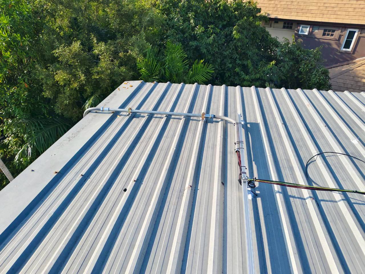 ระบบโซล่าเซลล์ติดหลังคา Energy LiB Solar Rooftop P1 All-In-One ขนาด 15kW (ON/OFF-GRID / Hybrid) 3 Phase Battery 20kW พร้อมติดตั้ง