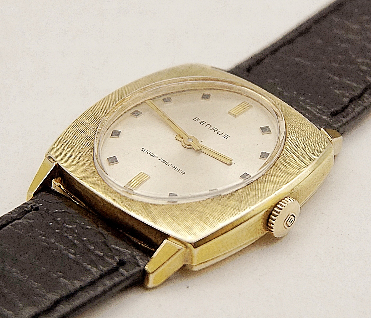 นาฬิกาเก่า BENRUS ไขลาน