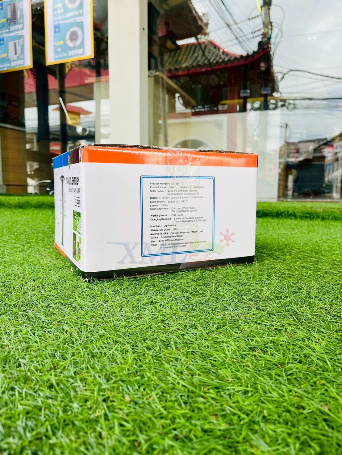 โคมไฟปักสนามโซล่าเซลล์ รุ่น TC-231 (เปิดได้ 2 แสง)