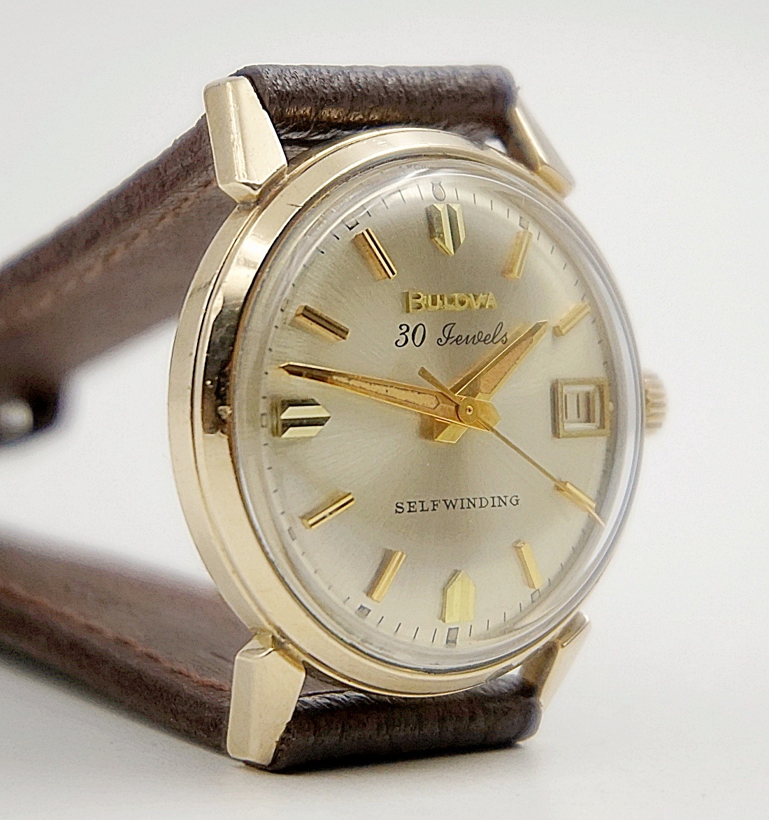 นาฬิกาเก่า BULOVA ออโตเมติก