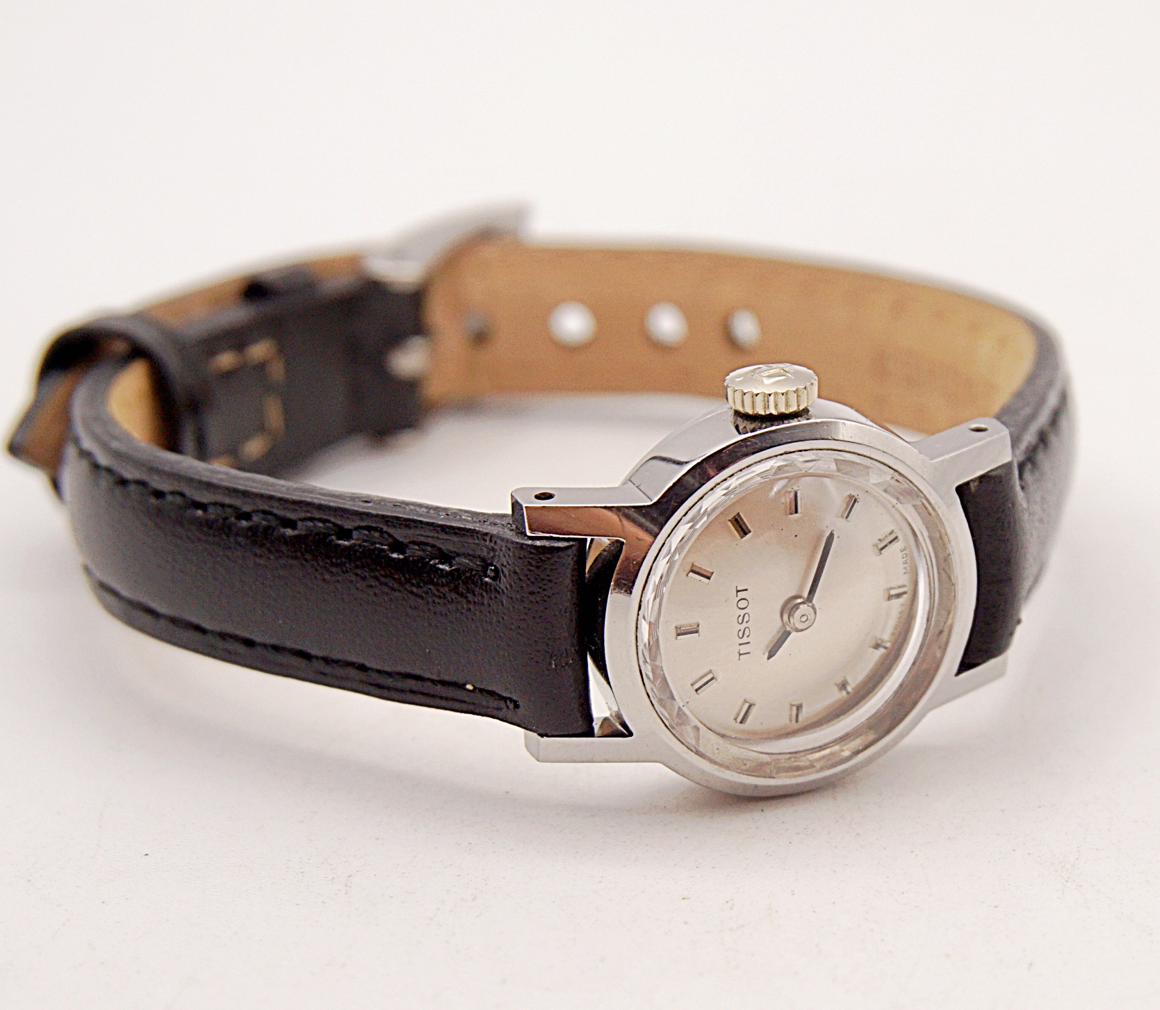 นาฬิกาเก่า TISSOT ไขลาน (นาฬิกาผู้หญิง)