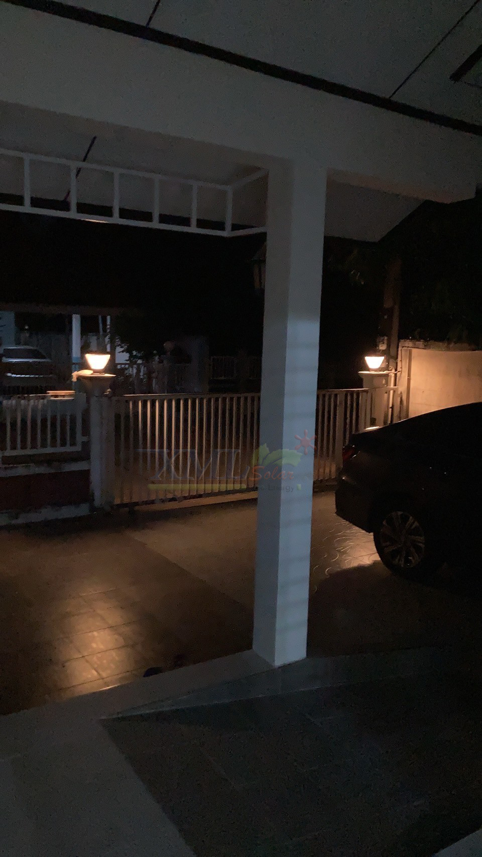 ไฟหัวเสาโซล่าเซลล์ ทรงถ้วย Cupcake 30 SMD LED (เเสง : เหลืองวอมไวท์)