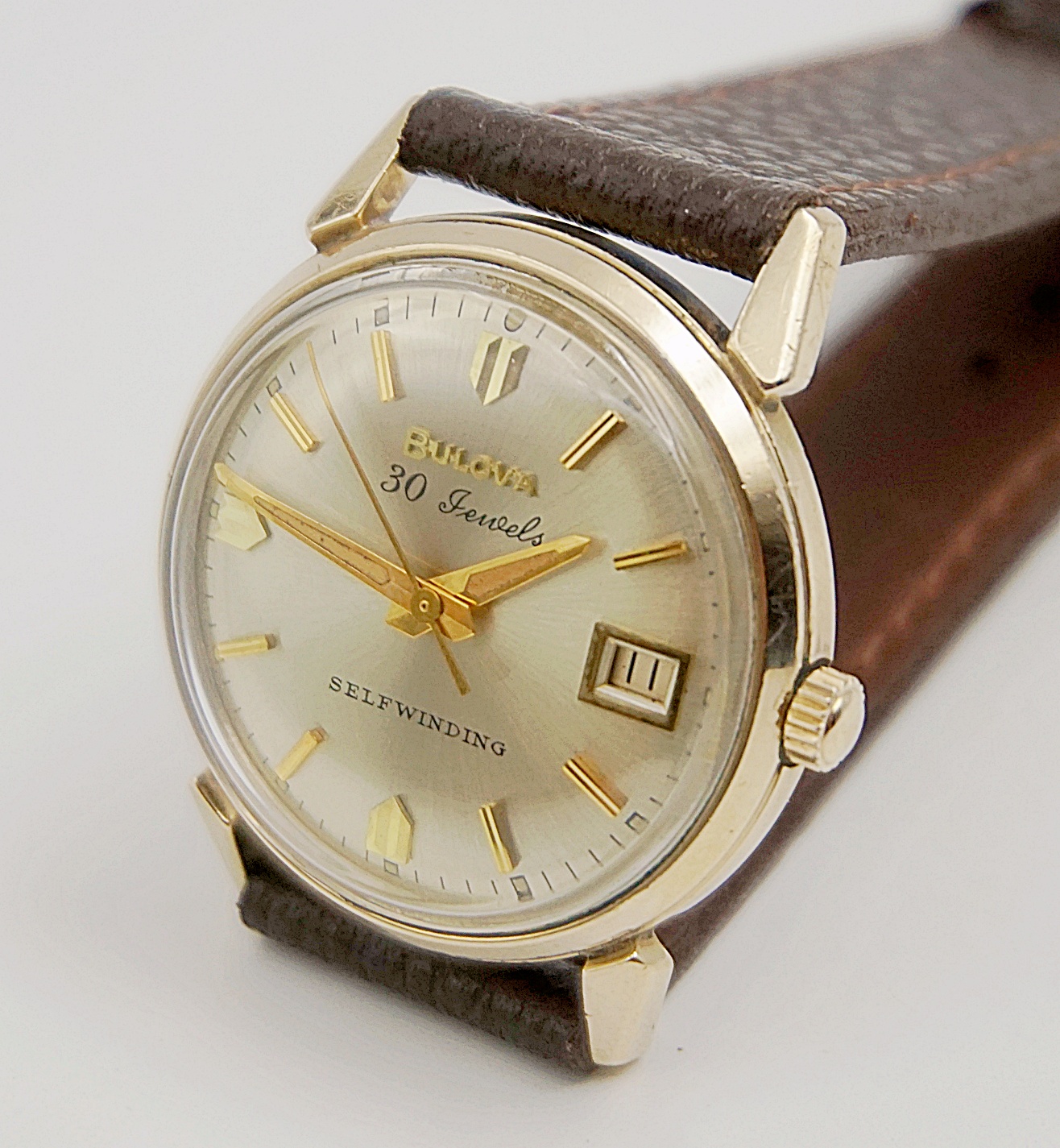 นาฬิกาเก่า BULOVA ออโตเมติก