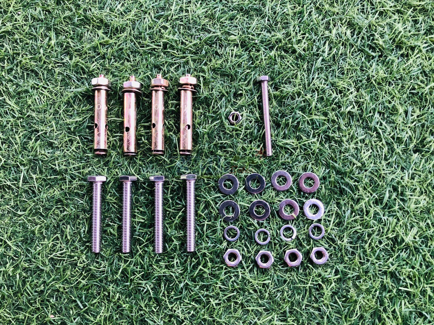 โคมไฟถนนโซล่าเซลล์ 80W รุ่น MD-SLT26-80W (เปิดได้ 3 แสง)