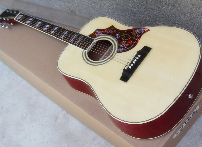 GibsonStyle hummingbird
