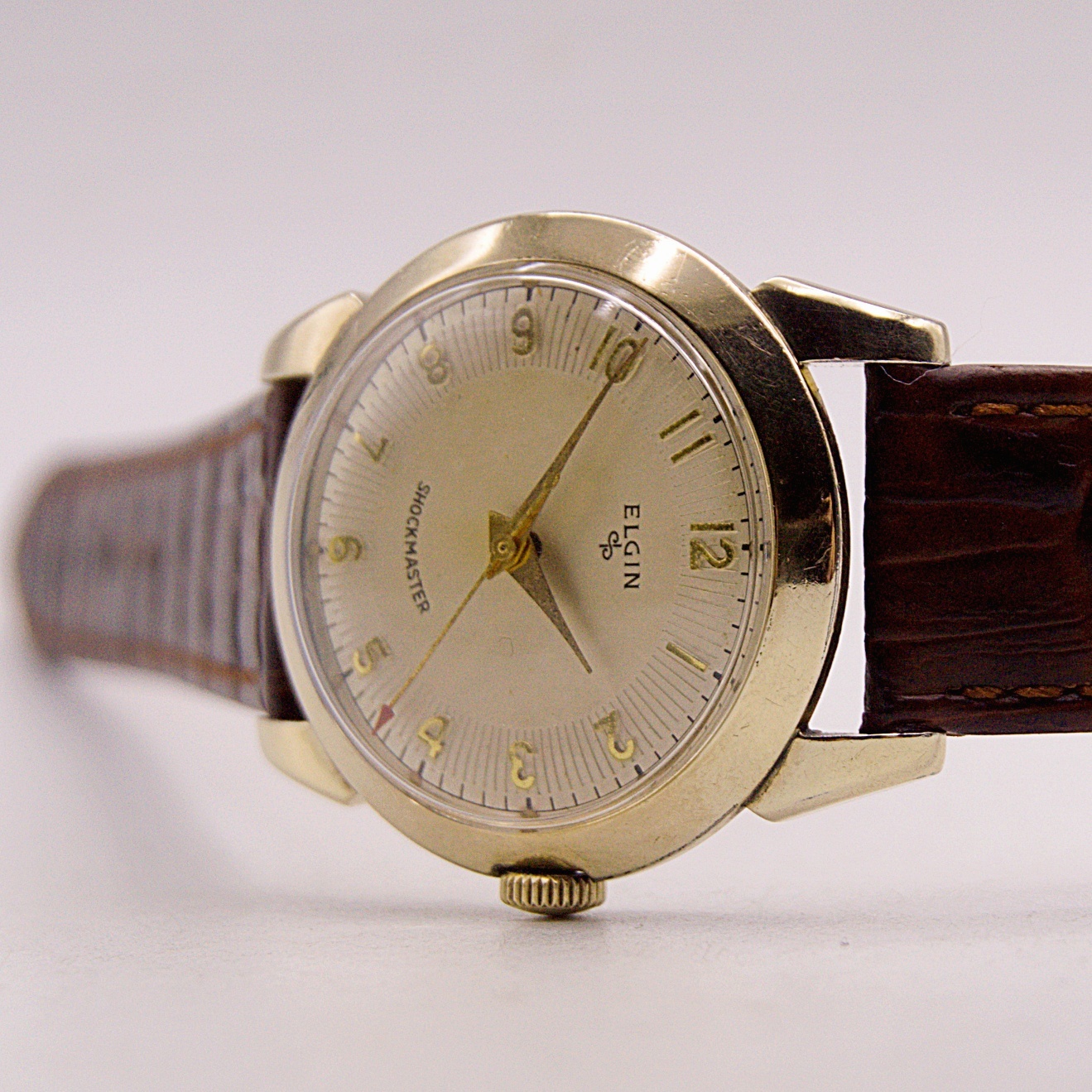 นาฬิกาเก่า ELGIN ไขลาน พร้อมกล่องเดิม