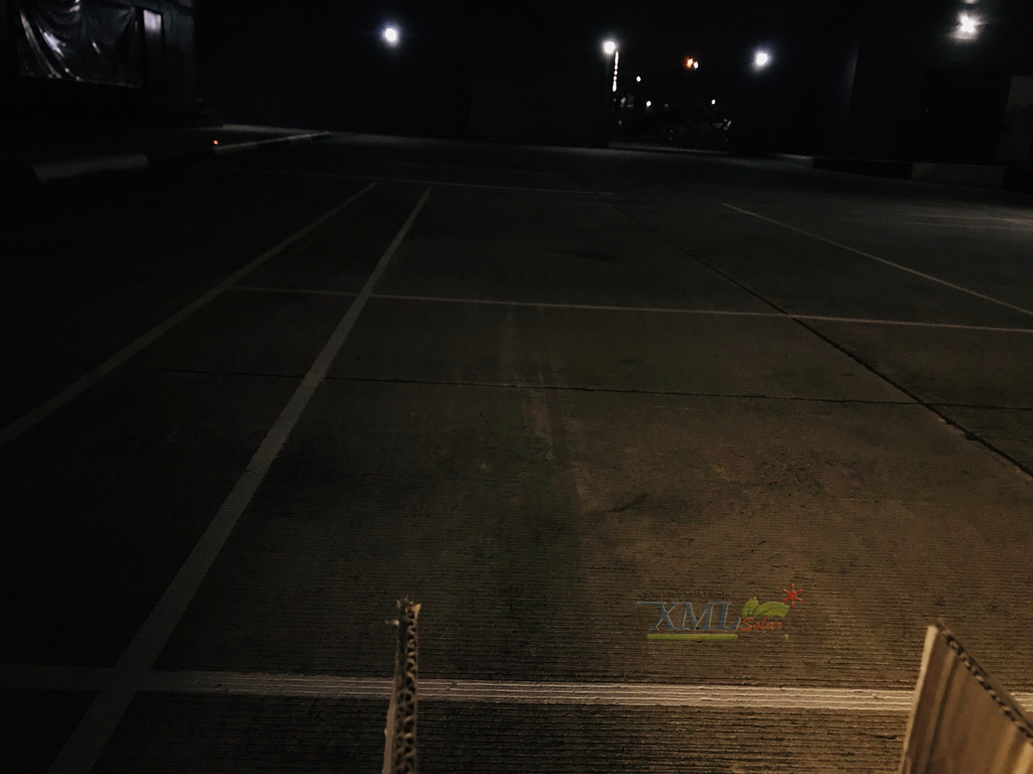 ไฟสปอตไลท์โซล่าเซลล์ 6500 Lumens. ไซต์ใหญ่ (เเสง : เหลืองวอมไวท์)